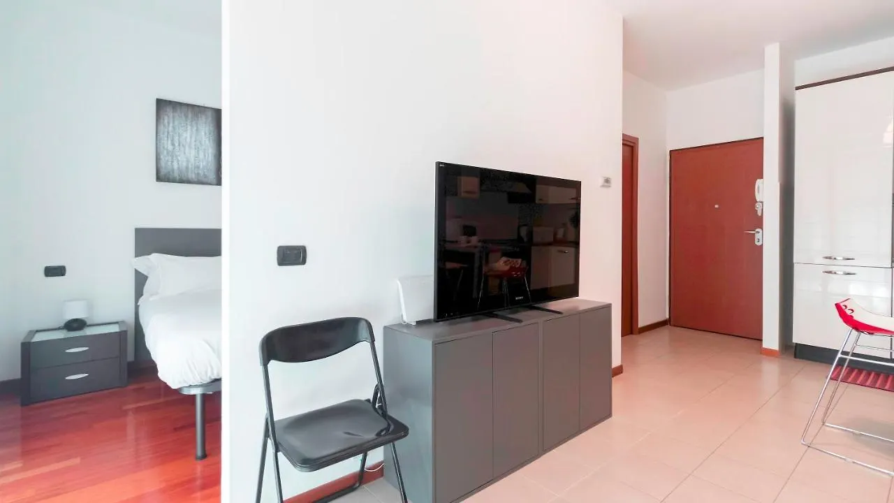 Italianway - Zuretti 32 Apartment Milan Italy