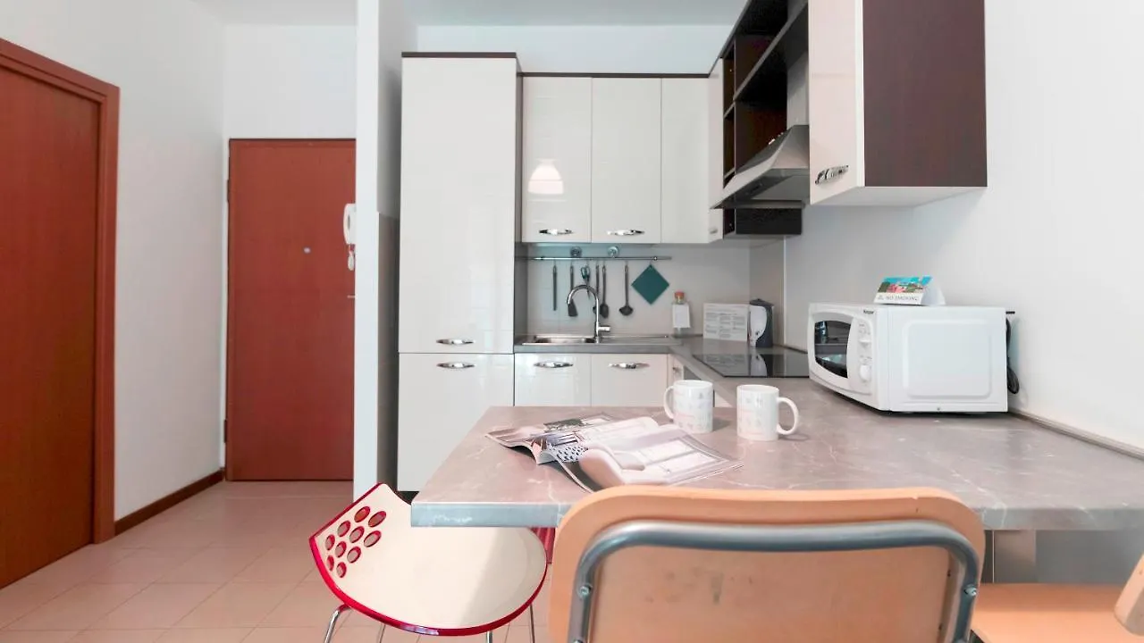 Italianway - Zuretti 32 Apartment Milan Italy